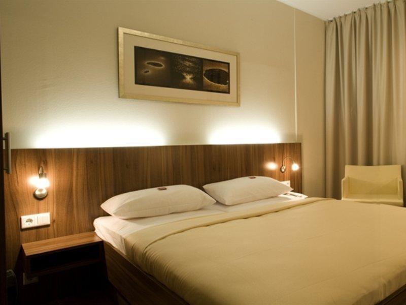 Hotel City-ost 3*
