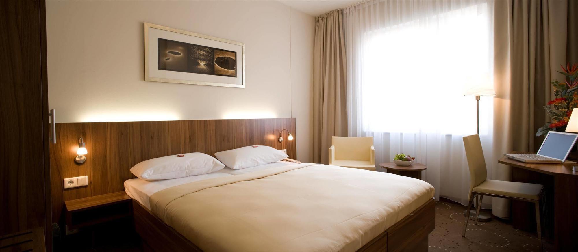 City-ost Hotel